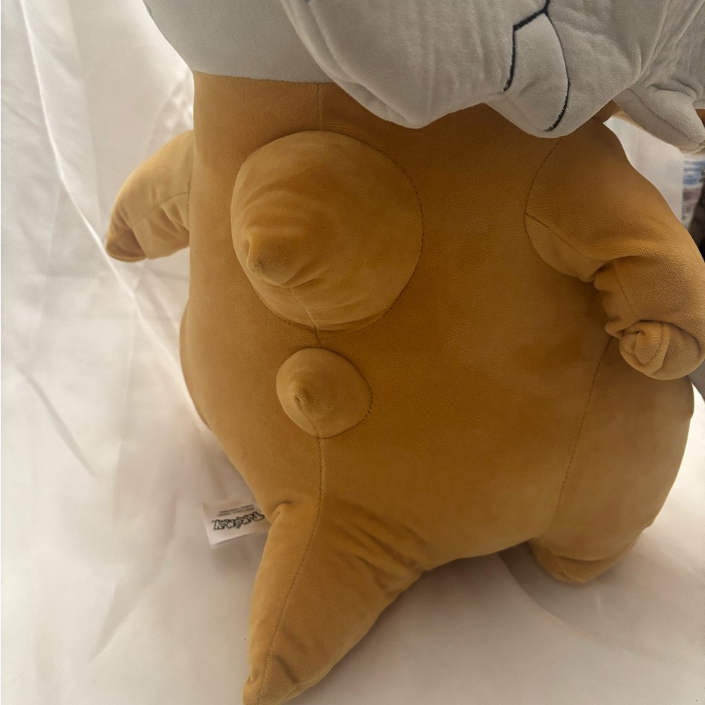 Pokémon Cubone Giant 24" Plush Jazwares GameStop Exclusive Jumbo - Picture 8 of 16
